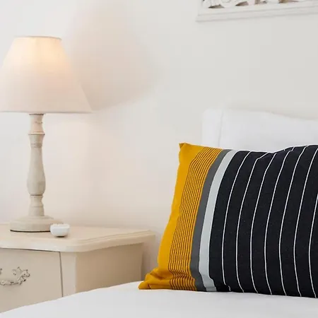 Plum Guide - Sardine Apartment Lissabon
